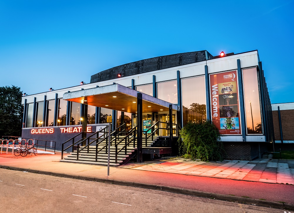 Queen’s Theatre Memory Café